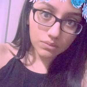 Meet your Posher, Melanie